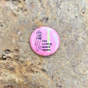 $5 BUNDLED 💘 Vintage mini pin